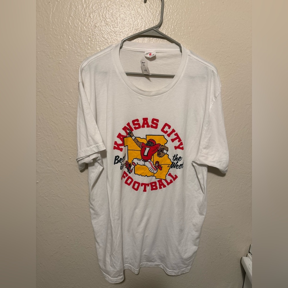 Kansas City Football Graphic T-Shirt Travis Kelce
